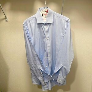 Michael Kors Men’s Medium Dress Shirt checkered light blue